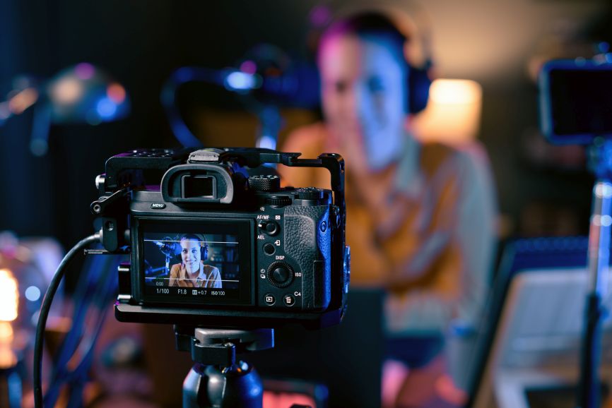 The Best TV Commercials of All Time (And What Made Them Work)